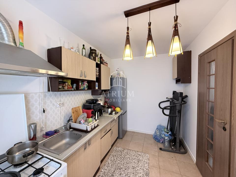 Apartament 41 mp utili cu 4 mp balcon, zona Floresti Stejarului