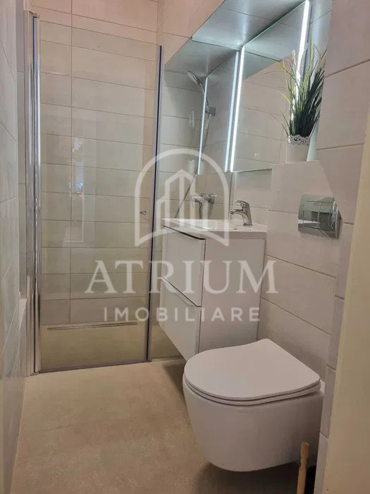 Apartament cu 3 camere ultracentral (langa Piata unirii) 