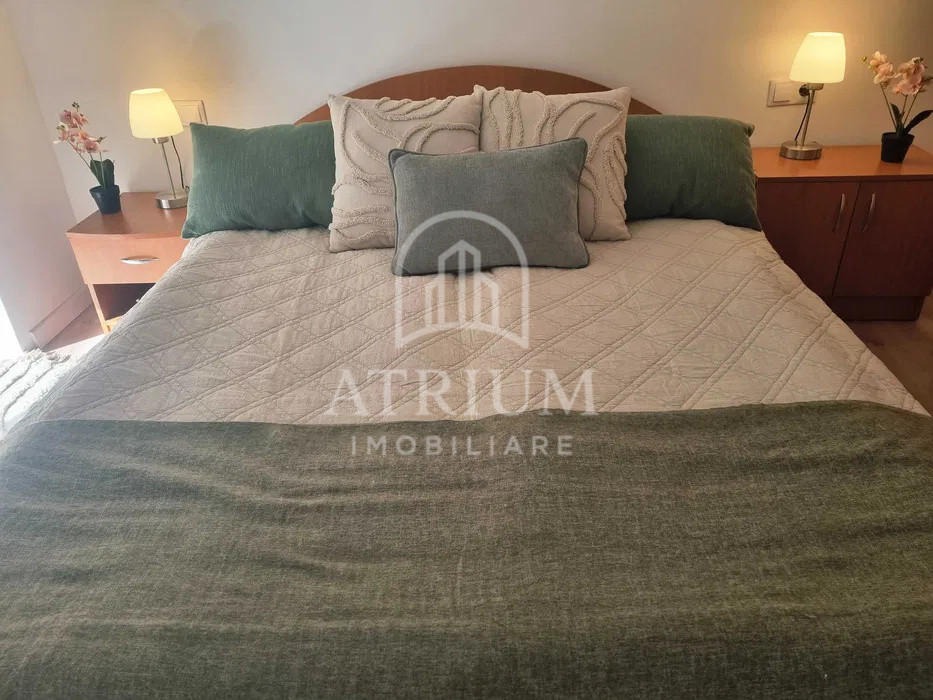 Apartament cu 3 camere ultracentral (langa Piata unirii) 
