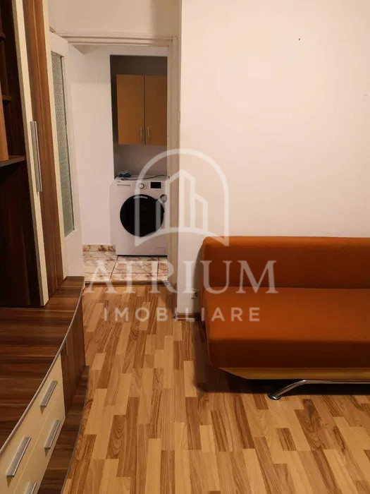 Apartament cu 2 camere (zona UMF)