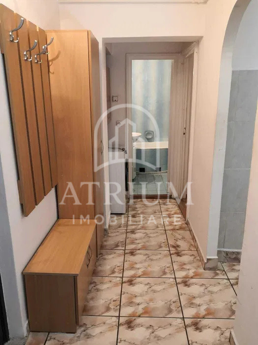 Apartament cu 2 camere (zona UMF)