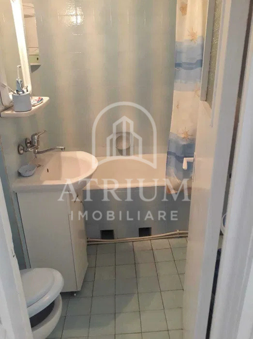 Apartament cu 2 camere (zona UMF)