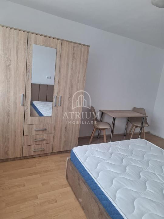 Garsoniera, 25 MP, Gruia