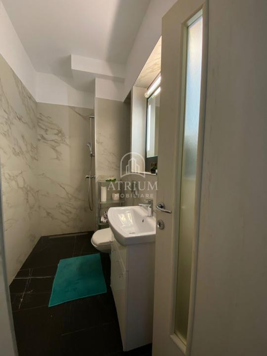 Apartament cu 2 camere - Ultracentral (Zona Sora)