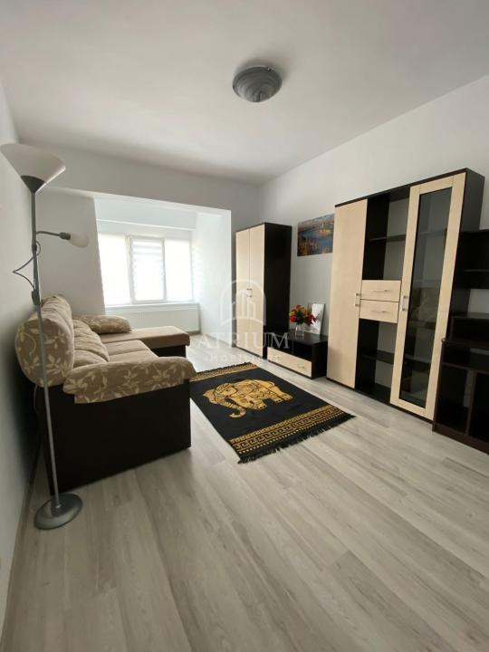 Apartament cu 2 camere - Ultracentral (Zona Sora)