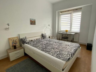 Apartament cu 2 camere - Ultracentral (Zona Sora)