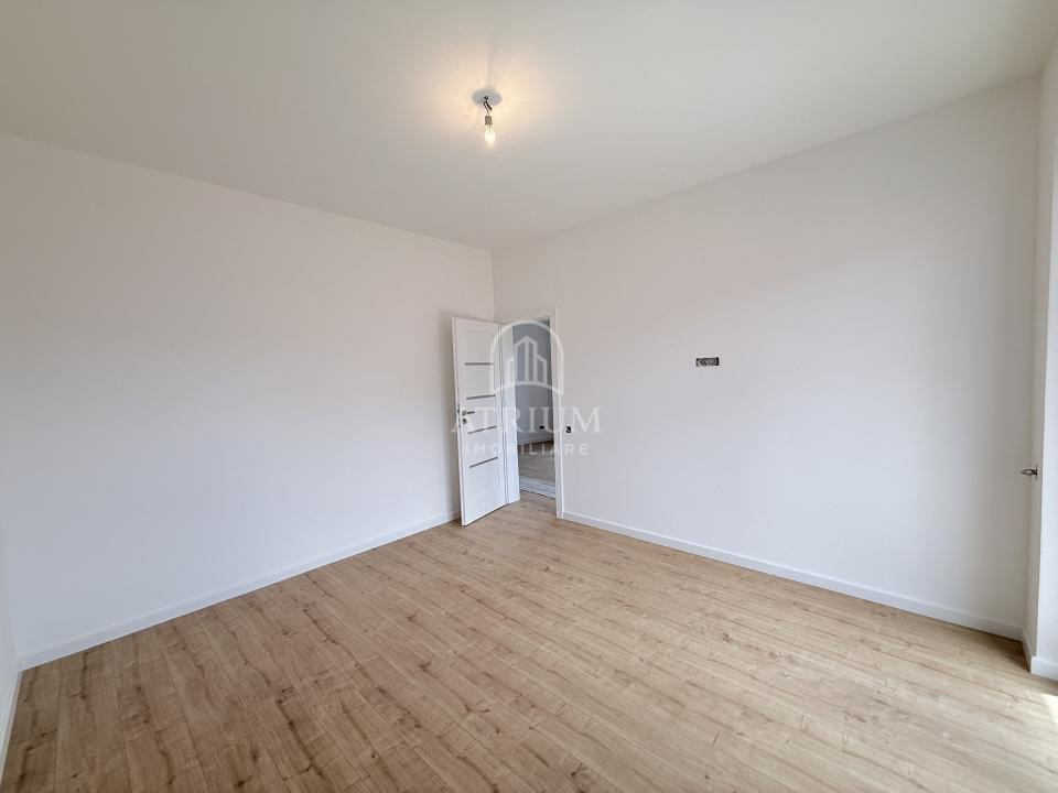 Apartament 3 camere bloc nou, mp 57,3 utili cu 6,79 balcon, zona Centrala 