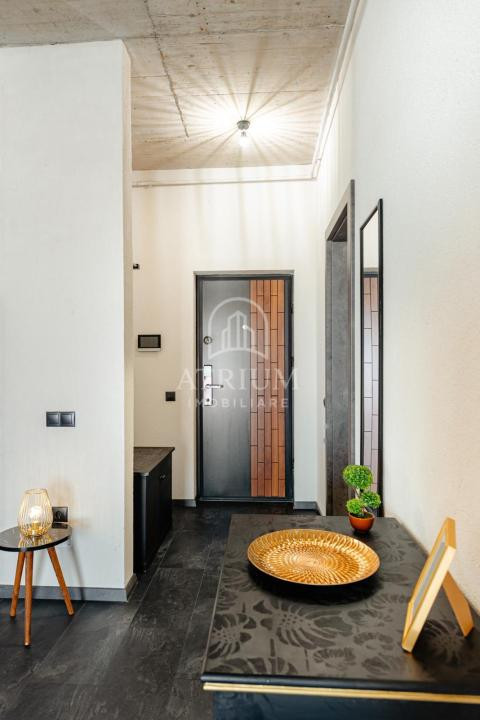 Apartament cu doua camere - semicentral 