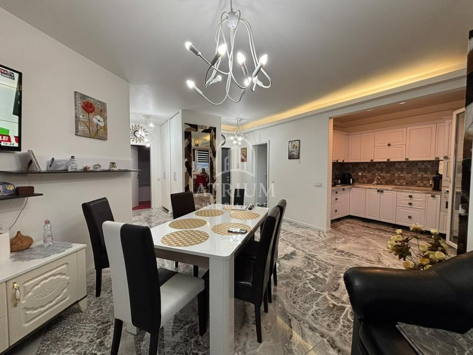 Apartament 3 camere la cheie, 86 mp utili, zona Vivo