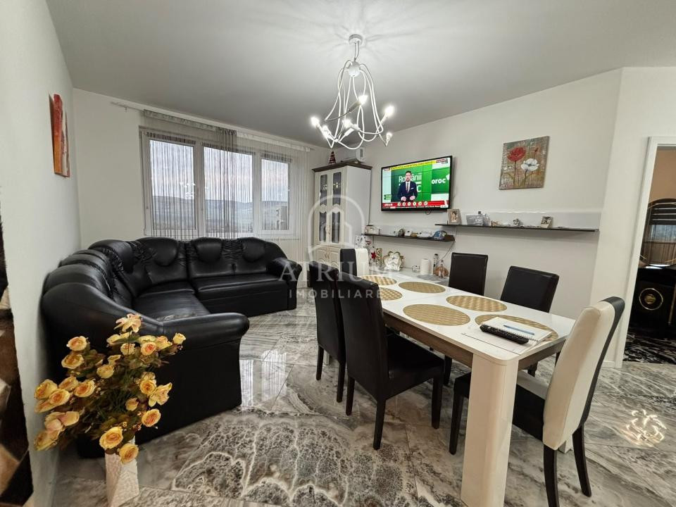 Apartament 3 camere la cheie, 86 mp utili, zona Vivo
