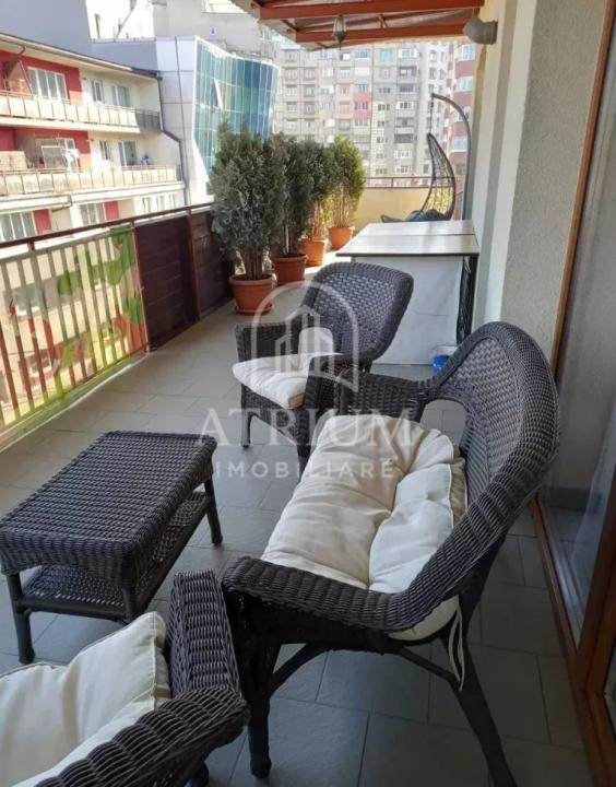 Apartament cu 2 camere decomandate + terasa de 40 mp