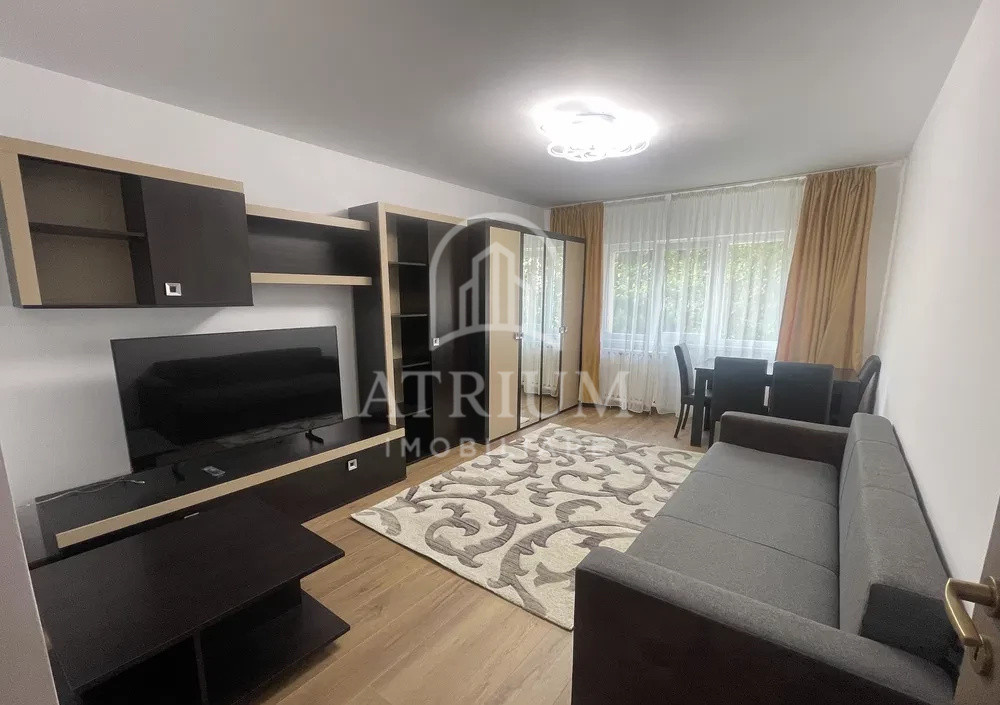 Apartament 2 camere decomadate la cheie, zona Manastur