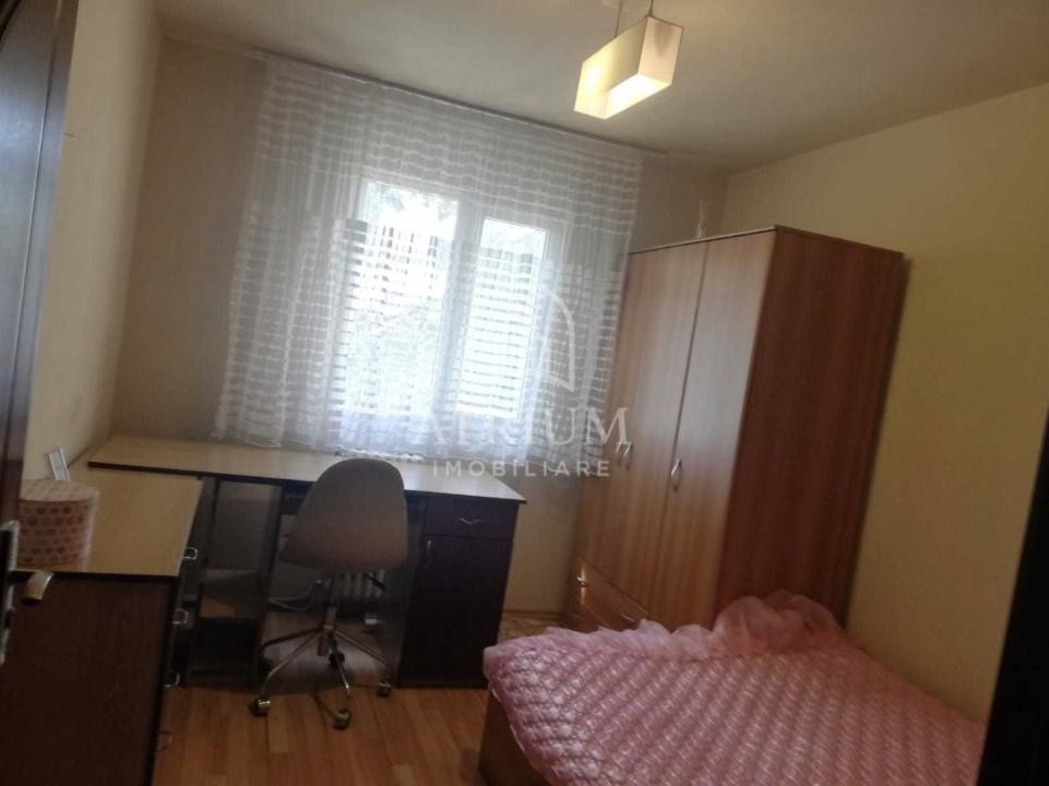 Aprtament de 3 camere/zona Manastur 