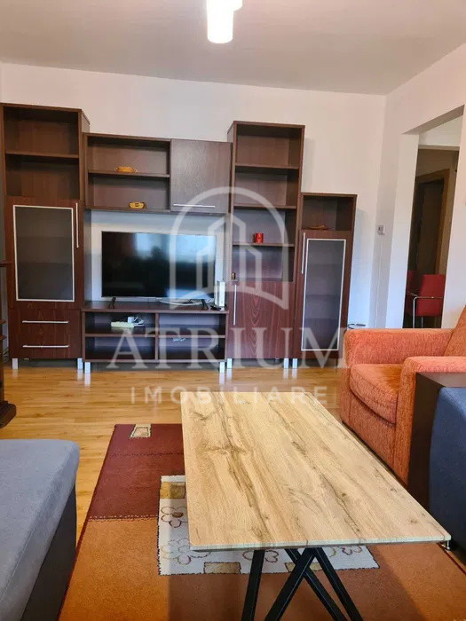 Apartament cu 3 camere | Zona Titulescu