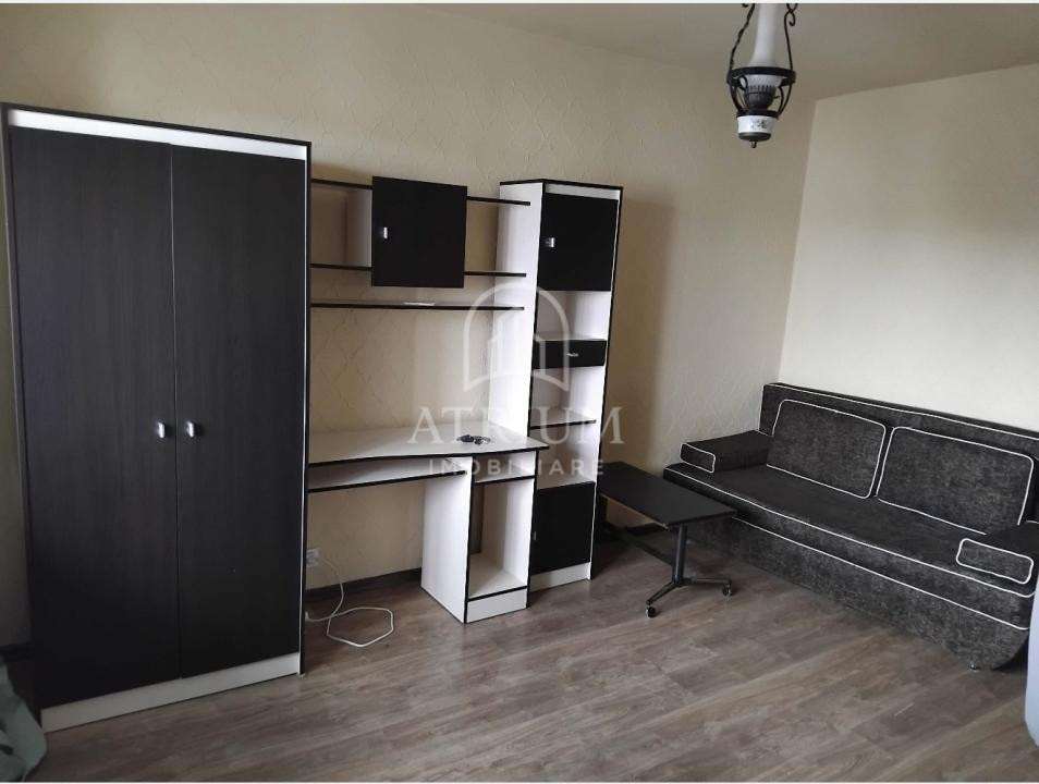 Garsonieră/zona Manastur 