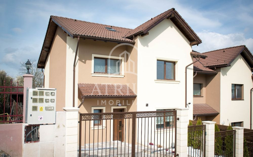 Inchiriez casa cu piscina Gruia