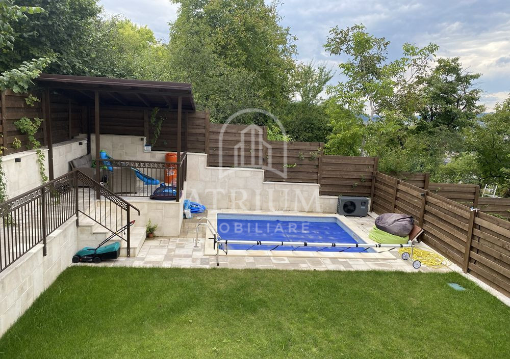 Inchiriez casa cu piscina Gruia