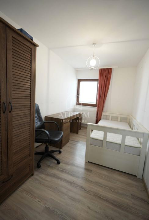 Apartament de 3 camere/vivo 
